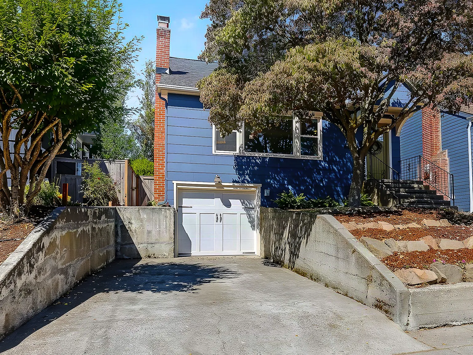 5 bed, 2730 sqft, $7,000 — Photo 2