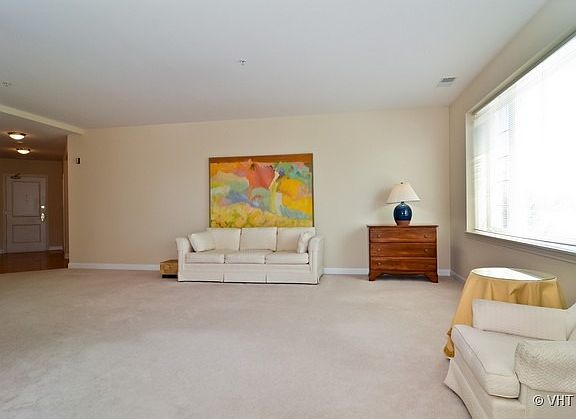 2nd image of 2660 Summit Dr Unit 208