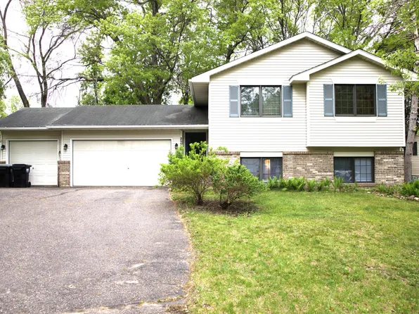 2258 129th Ln NW, Coon Rapids, MN 55448