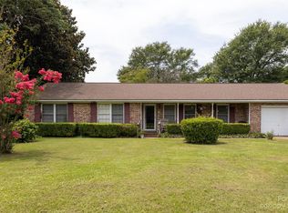 908 Trailmore Cir, Sumter, SC 29154