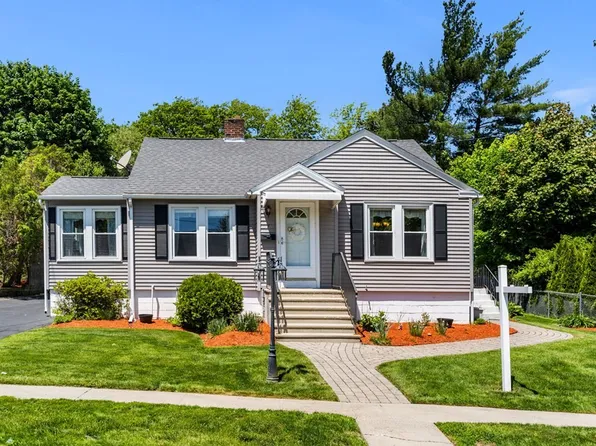 7 Varney St, Worcester, MA 01605
