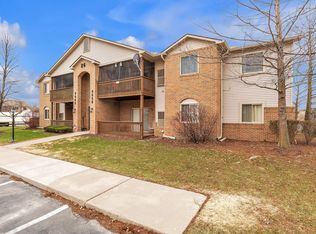 9644 Sawgrass Ct, Belleville, MI 48111