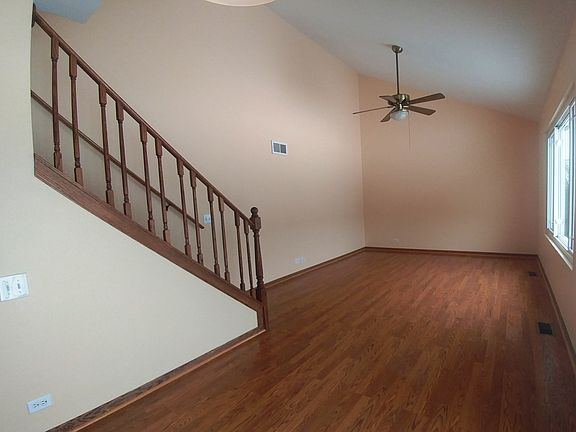 4th image of 1333 Belle Haven Dr