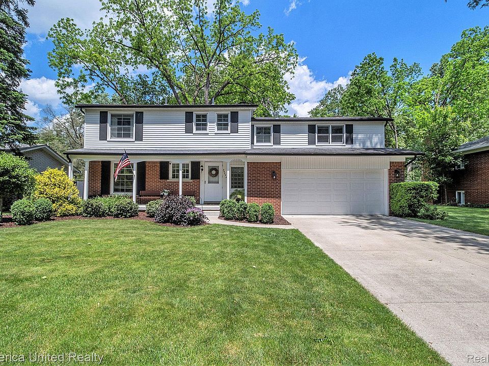 1st image of 34054 Burton Ln