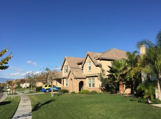 3279 Huntfield St, Corona, CA 92882