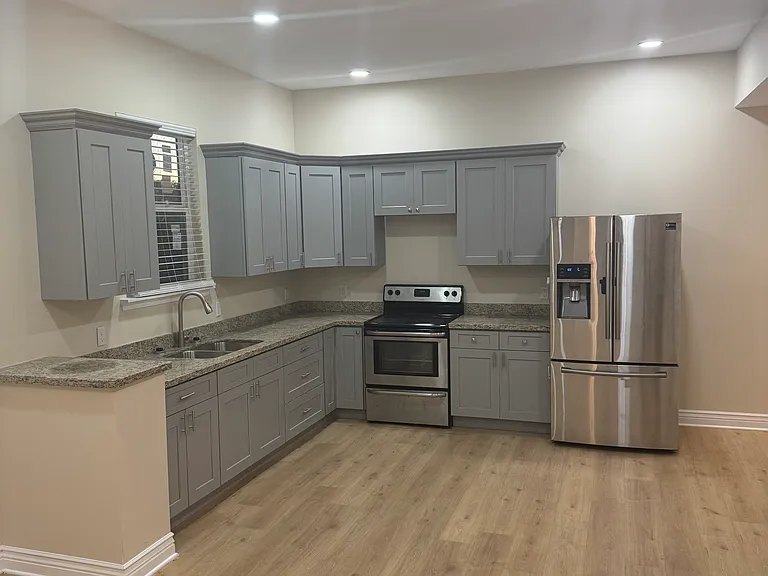 4714 Dodt Ave — Photo 3