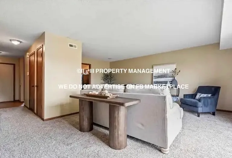 1103 Durham Dr — Photo 8