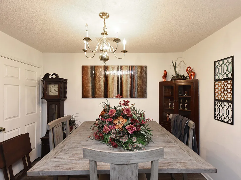 Spacious dining room