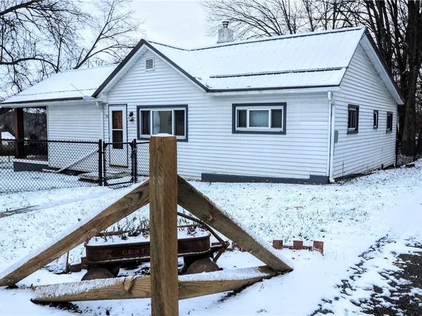 119 Kostella Hill Rd, Yukon, PA 15698