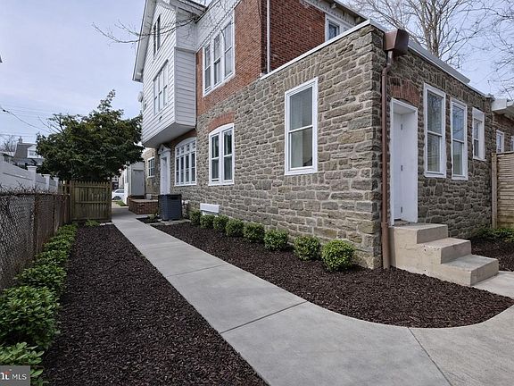 4th image of 4845 Pulaski Ave