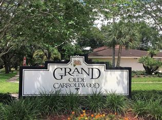 10391 Carrollwood Ln APT 295, Tampa, FL 33618