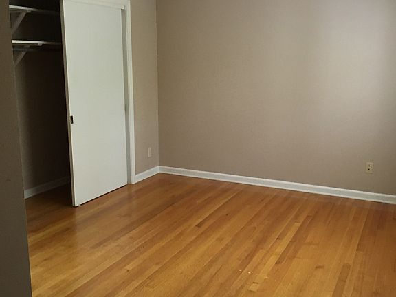 5th image of 1647 Brookside Dr