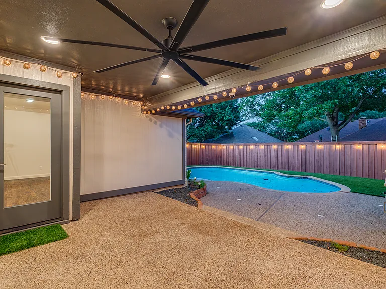 6900 Laramie Dr — Photo 22