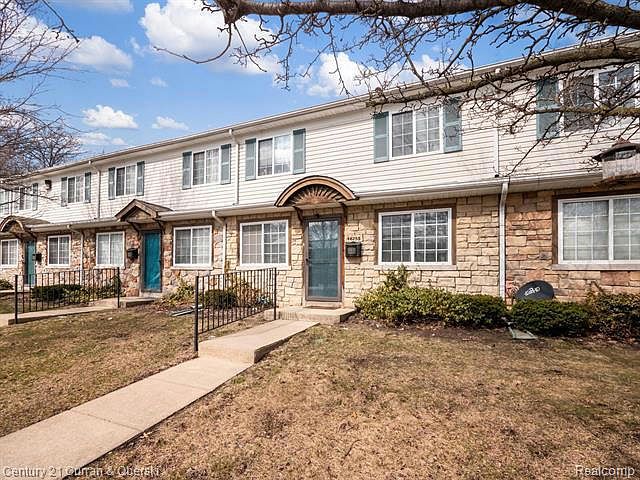 1st image of 16459 Terrace Village Dr