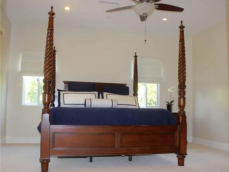 507 Grove Pl — Photo 12