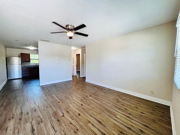5th image of 4170 Barna Ave #D