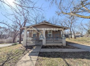 4067 E 69th St, Kansas City, MO 64132