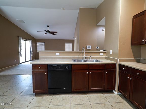 3rd image of 6524 W Elk Falls Way