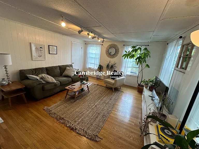 18 Tremont St #2A — Photo 19