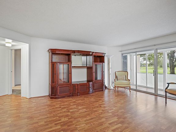 2nd image of 3951 Via Poinciana #112