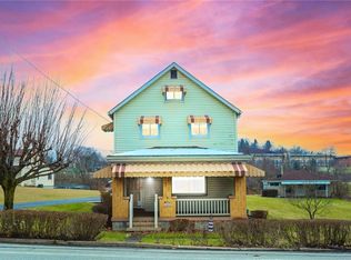 8040 Pennsylvania Ave, Irwin, PA 15642