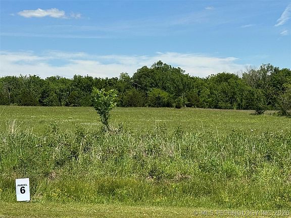 2nd image of 6 S 4200th Rd