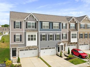 2719 Town View Cir, New Windsor, MD 21776