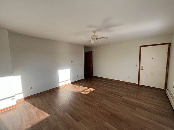 2nd image of 201-215 1st St #211-2