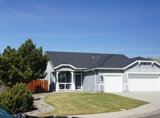 2750 Falcon View Ct, Sparks, NV