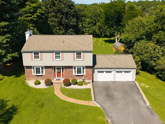 3rd image of 72 Hornbeck Road