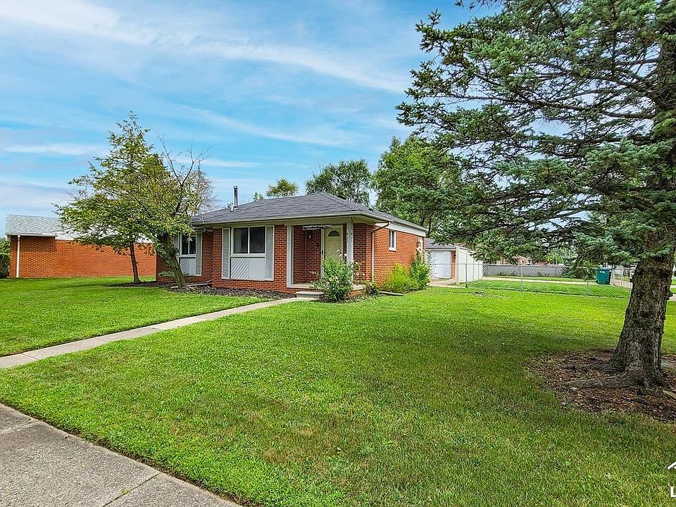 1st image of 18177 Huntley Ct