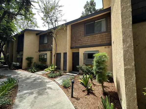 12750 Centralia St Unit 5, Lakewood, CA 90715