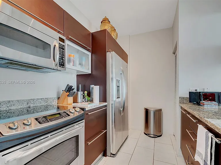 951 Brickell Ave #2406 — Photo 5