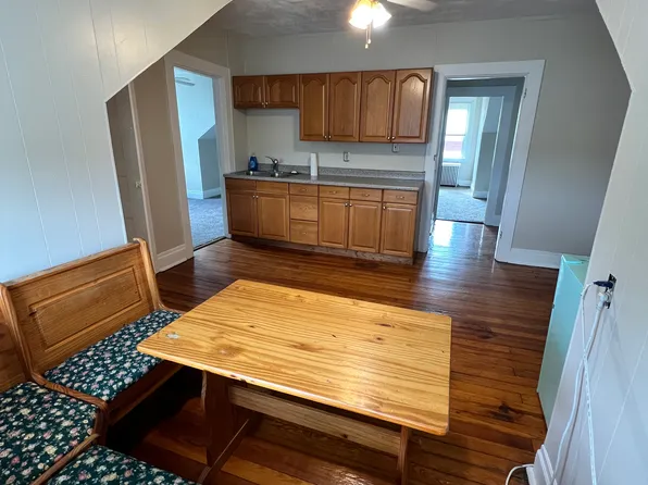 1317 Broadway Ave APT 3, Mc Kees Rocks, PA 15136