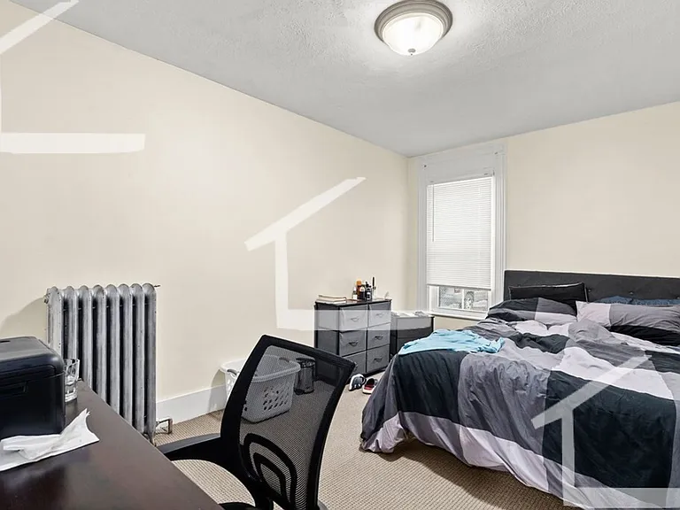 34 Foster St #1 — Photo 6