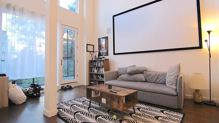 Rented by Nooklyn NYC LLC | media 36