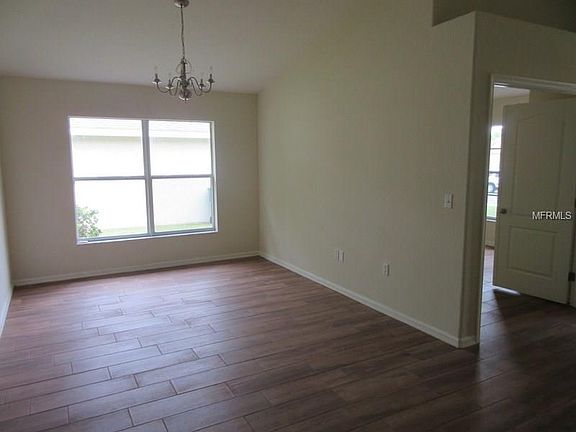 4th image of 1551 Turtle Rock Dr