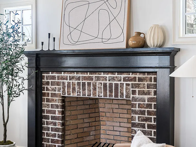 221 Williamsburg St NE — Photo 19