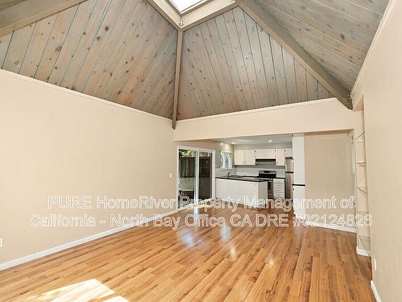4th image of 1951 Knolls Dr