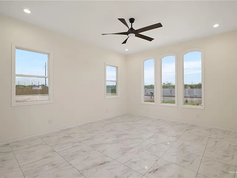 702 Los Ejidos St — Photo 10
