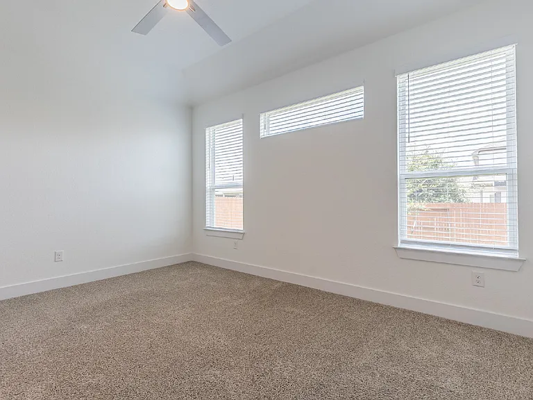 9328 Pioneer Jct — Photo 22