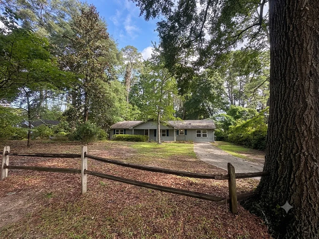 3 bed, 1740 sqft, $2,550 — Photo 4