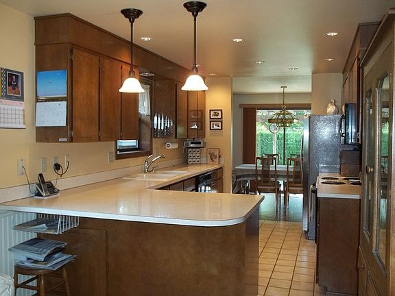 2nd image of 2265 Granite Dr