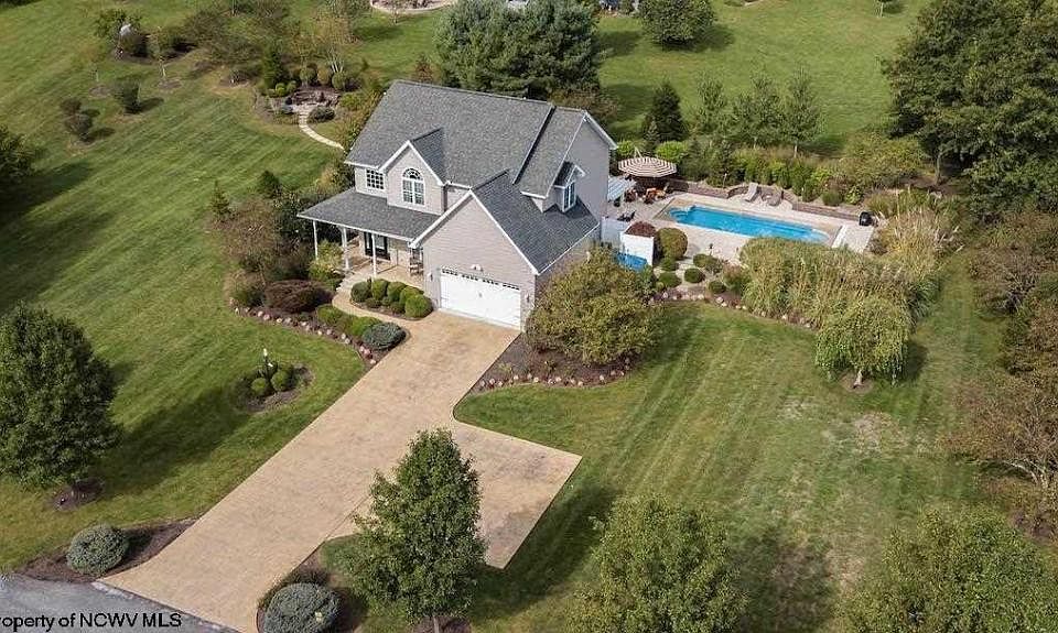 1st image of 182 Northwood Dr