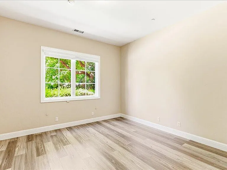 4698 Granada Way — Photo 47