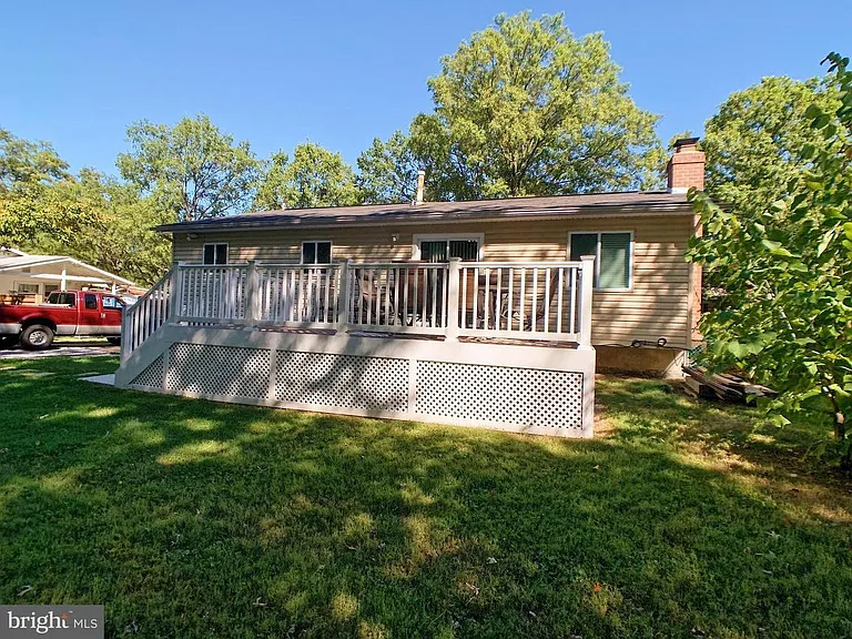 10316 Geranium Ave — Photo 6