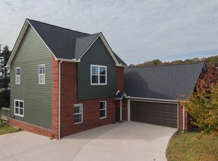 2811 Best Rd, Maryville, TN 37803