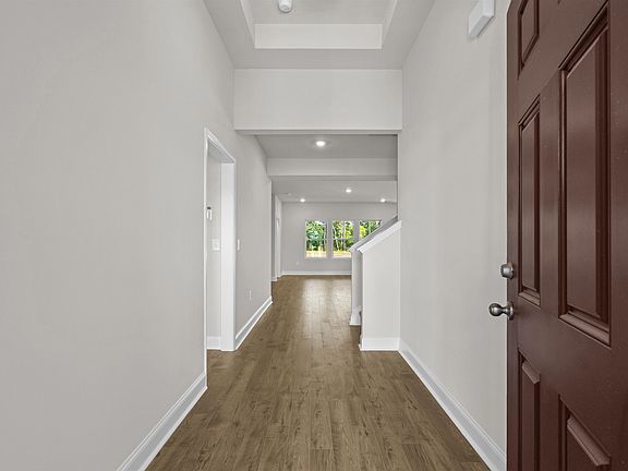 3rd image of 124 Furnies Place