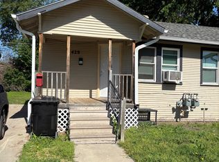 429 Baker St, Salina, KS 67401