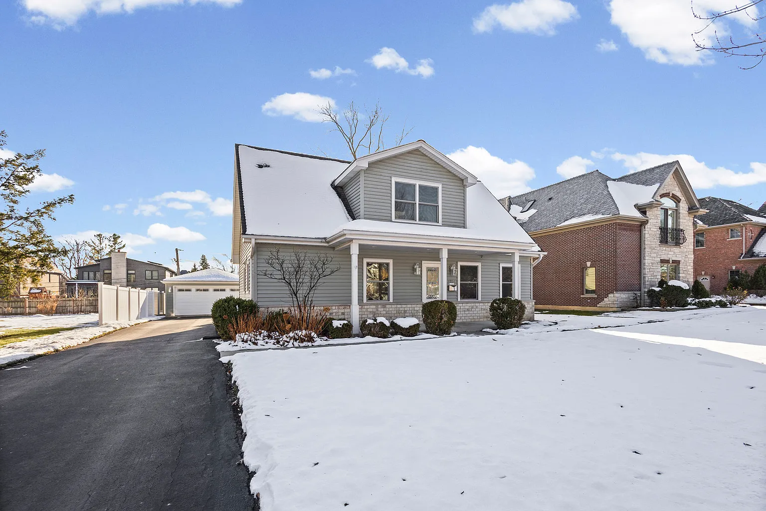 3201 Crestwood Ln photo 1